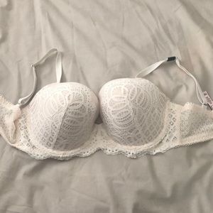 Victoria’s Secret Bra - 32DDD